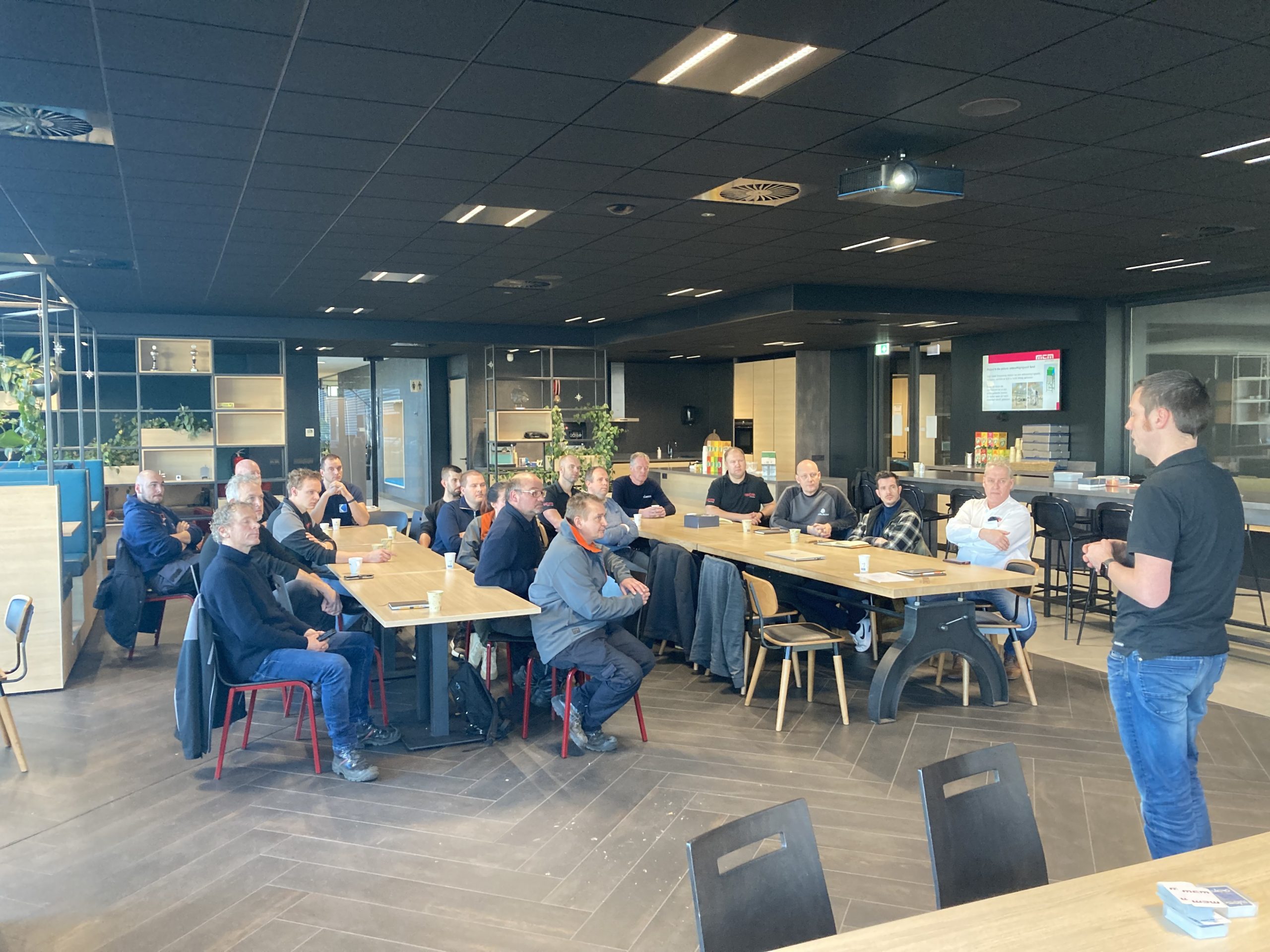 Kennissessie geautomatiseerd lassen, een verslag